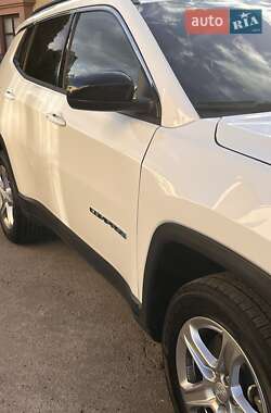 Внедорожник / Кроссовер Jeep Compass 2023 в 