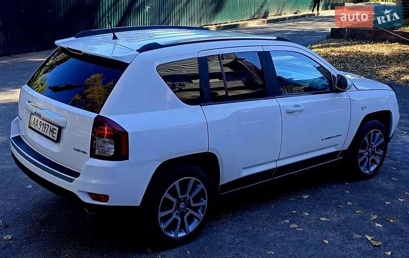 Внедорожник / Кроссовер Jeep Compass 2013 в Киеве