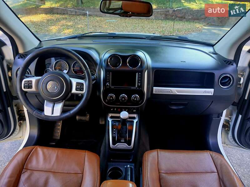 Внедорожник / Кроссовер Jeep Compass 2013 в Киеве