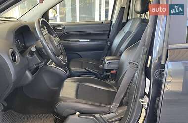 Внедорожник / Кроссовер Jeep Compass 2013 в 