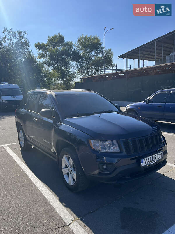 Позашляховик / Кросовер Jeep Compass 2015 в Запоріжжі фото 2 Позашляховик / Кросовер Jeep Compass 2015 в Запоріжжі