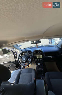 Внедорожник / Кроссовер Jeep Compass 2015 в 