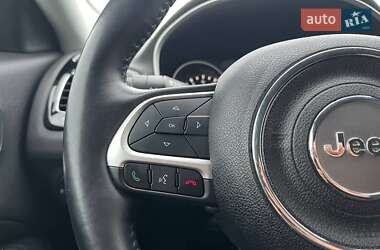Внедорожник / Кроссовер Jeep Compass 2018 в 