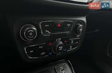 Внедорожник / Кроссовер Jeep Compass 2018 в 