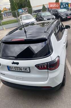 Внедорожник / Кроссовер Jeep Compass 2022 в 