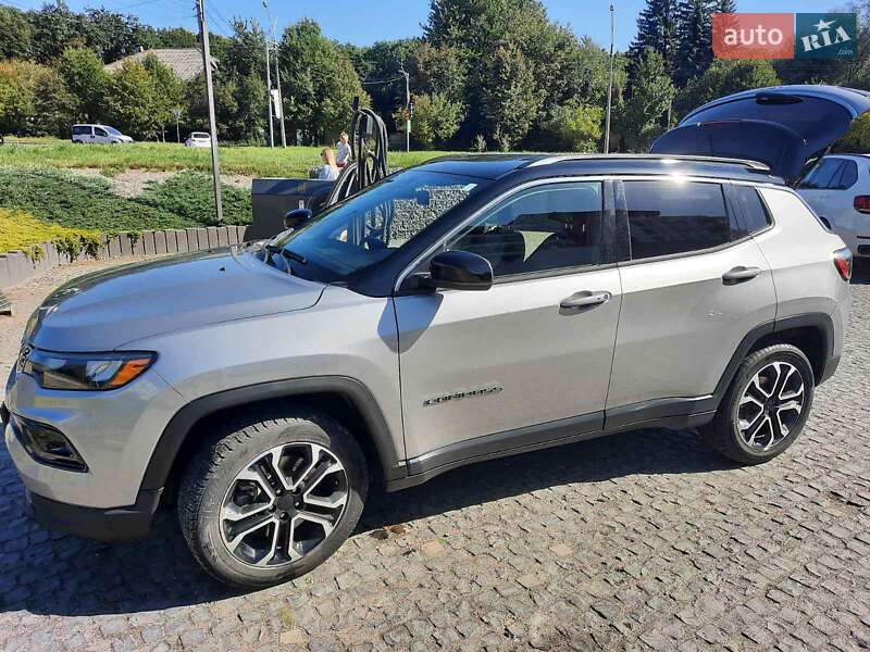 Внедорожник / Кроссовер Jeep Compass 2023 в Львове