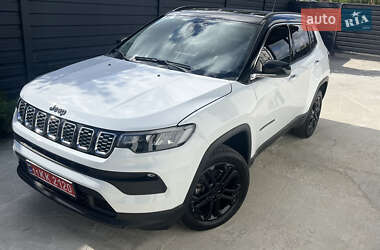 Внедорожник / Кроссовер Jeep Compass 2022 в 