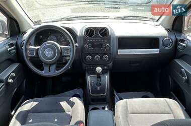 Внедорожник / Кроссовер Jeep Compass 2016 в 