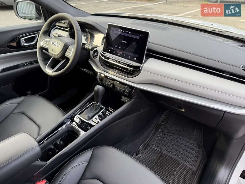 Внедорожник / Кроссовер Jeep Compass 2024 в Киеве