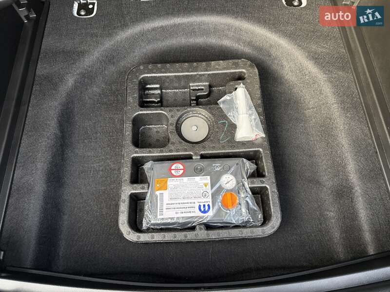 Внедорожник / Кроссовер Jeep Compass 2024 в Киеве