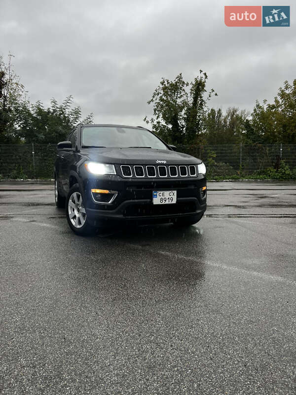 Внедорожник / Кроссовер Jeep Compass 2017 в Черновцах