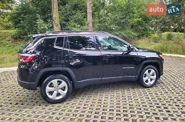 Внедорожник / Кроссовер Jeep Compass 2018 в 