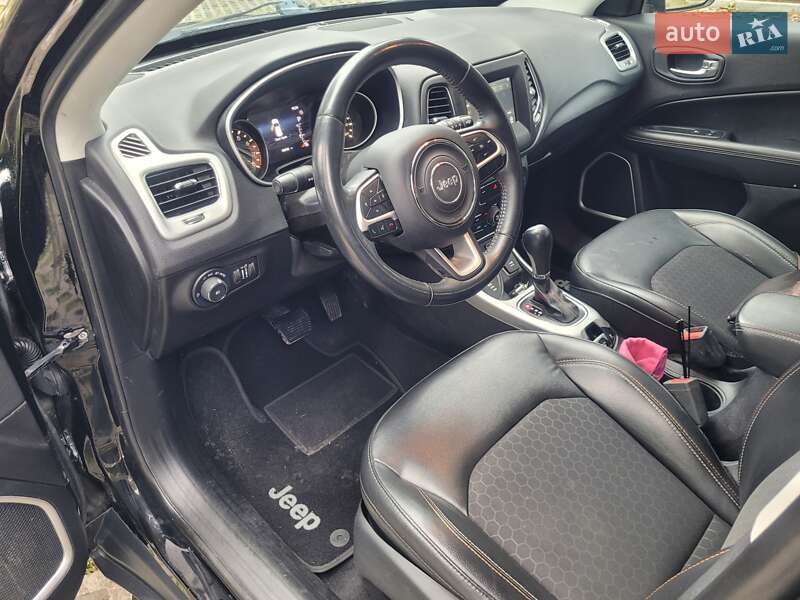 Внедорожник / Кроссовер Jeep Compass 2018 в Киеве