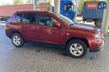 Внедорожник / Кроссовер Jeep Compass 2016 в 