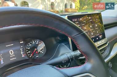 Внедорожник / Кроссовер Jeep Compass 2022 в 