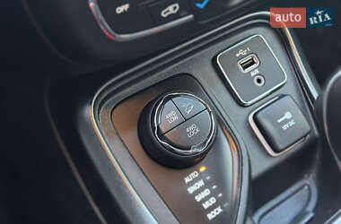 Внедорожник / Кроссовер Jeep Compass 2019 в 