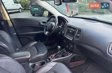 Внедорожник / Кроссовер Jeep Compass 2019 в 