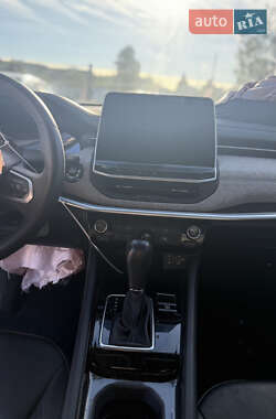 Внедорожник / Кроссовер Jeep Compass 2022 в 