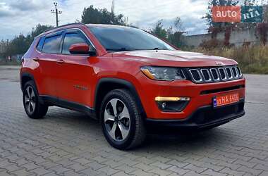 Внедорожник / Кроссовер Jeep Compass 2018 в 