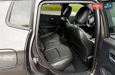 Внедорожник / Кроссовер Jeep Compass 2019 в 