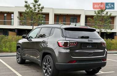 Внедорожник / Кроссовер Jeep Compass 2019 в 