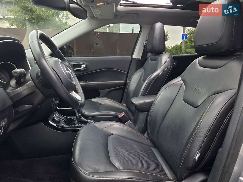 Внедорожник / Кроссовер Jeep Compass 2018 в Киеве