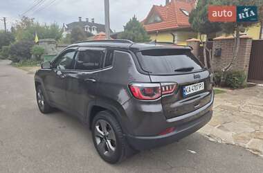 Внедорожник / Кроссовер Jeep Compass 2018 в 