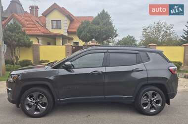 Внедорожник / Кроссовер Jeep Compass 2018 в 