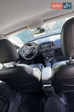 Внедорожник / Кроссовер Jeep Compass 2018 в Змиеве
