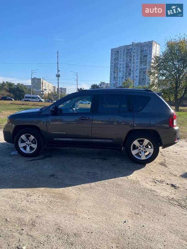 Внедорожник / Кроссовер Jeep Compass 2014 в Киеве фото 3 Внедорожник / Кроссовер Jeep Compass 2014 в Киеве