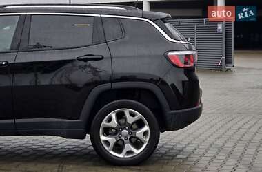 Внедорожник / Кроссовер Jeep Compass 2019 в 