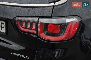 Внедорожник / Кроссовер Jeep Compass 2019 в 