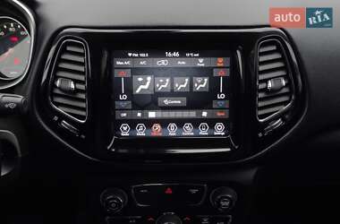 Внедорожник / Кроссовер Jeep Compass 2019 в 