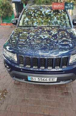 Внедорожник / Кроссовер Jeep Compass 2012 в 