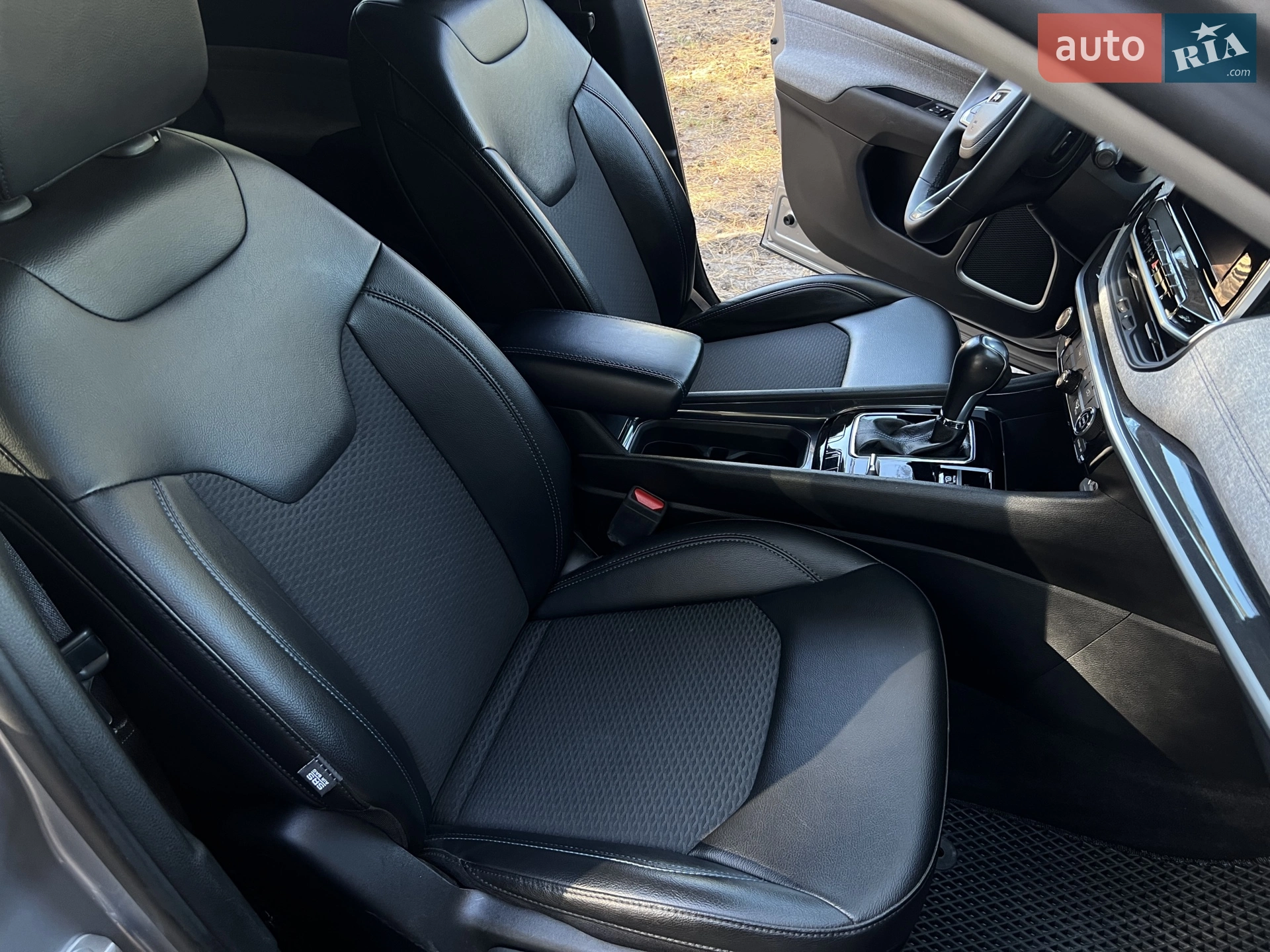 2022 Jeep Compass - мініатюра 16