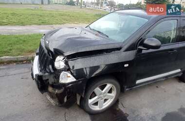 Внедорожник / Кроссовер Jeep Compass 2010 в 