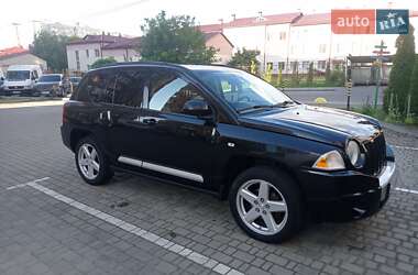 Внедорожник / Кроссовер Jeep Compass 2010 в 