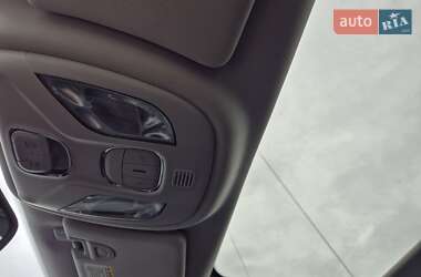 Внедорожник / Кроссовер Jeep Compass 2018 в 