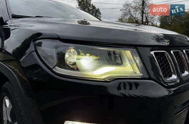 Внедорожник / Кроссовер Jeep Compass 2017 в 