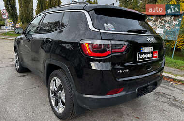 Внедорожник / Кроссовер Jeep Compass 2017 в 