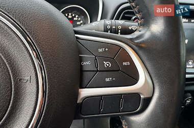 Внедорожник / Кроссовер Jeep Compass 2017 в 