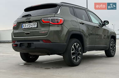 Внедорожник / Кроссовер Jeep Compass 2020 в 