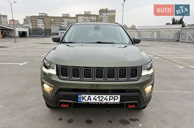 Внедорожник / Кроссовер Jeep Compass 2020 в 