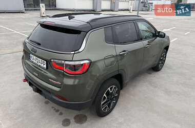 Внедорожник / Кроссовер Jeep Compass 2020 в 