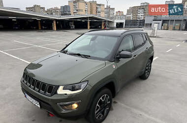 Внедорожник / Кроссовер Jeep Compass 2020 в 