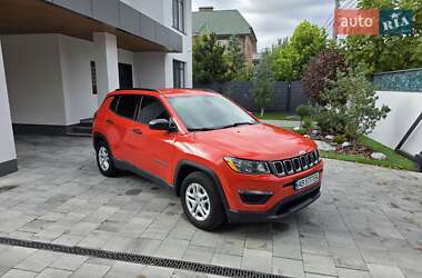 Внедорожник / Кроссовер Jeep Compass 2017 в Виннице