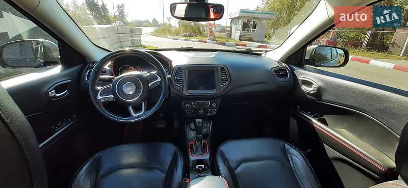 Внедорожник / Кроссовер Jeep Compass 2017 в Ахтырке