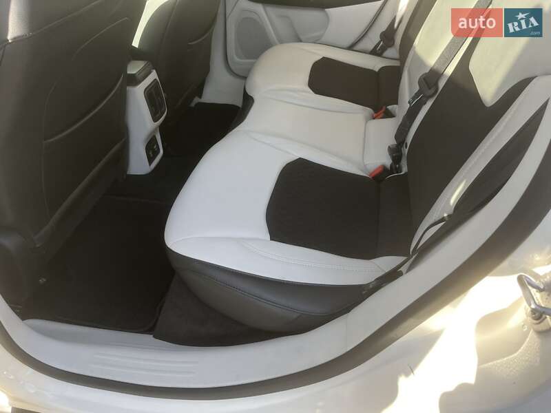 Внедорожник / Кроссовер Jeep Compass 2017 в Полтаве фото 26 Внедорожник / Кроссовер Jeep Compass 2017 в Полтаве