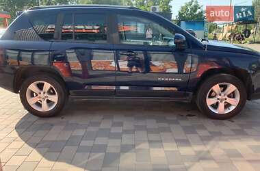 Внедорожник / Кроссовер Jeep Compass 2016 в 