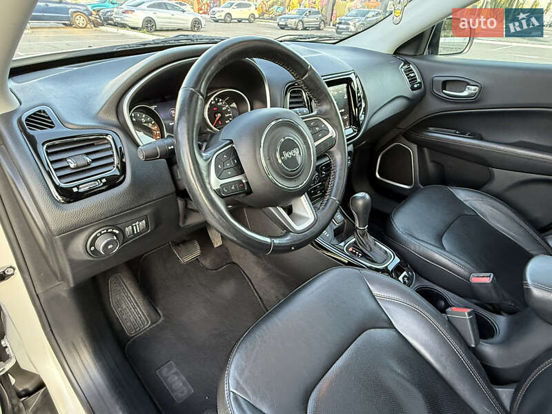 Позашляховик / Кросовер Jeep Compass 2017 в Києві фото 17 Позашляховик / Кросовер Jeep Compass 2017 в Києві